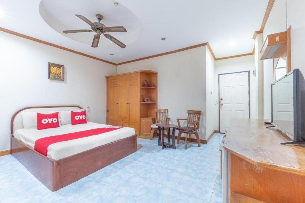 Oyo 1125 Chokdee Inn Pattaya Zewnętrze zdjęcie